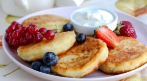 Cottage Cheese Pancakes (Syrniki)